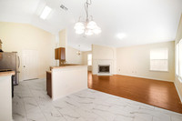 315 Brushy Glen Dr-16
