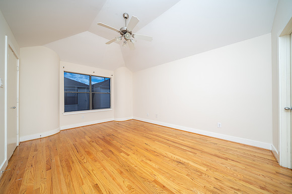 8638 Meadow Croft-16