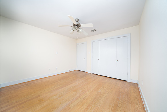 8638 Meadow Croft-7