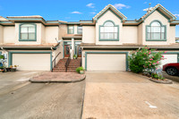 452MarinersDr-4