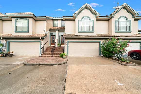 452MarinersDr-4