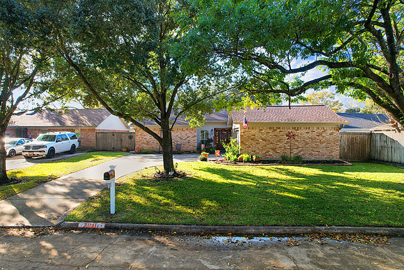 11711 Peacan Gap-33