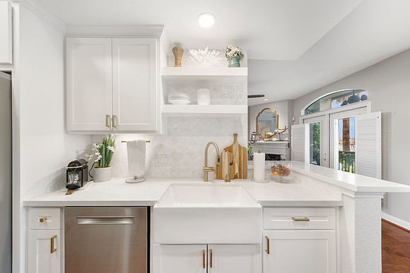 452MarinersDr-24