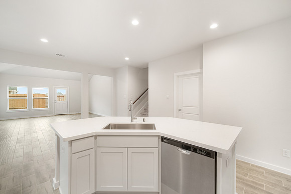 770 Dewberry-12
