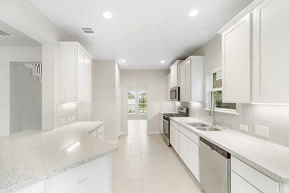 8422 Sunset Isles-19