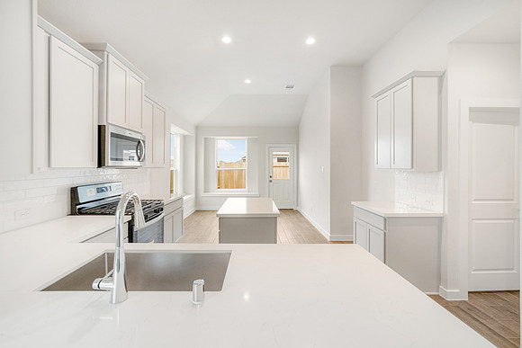 782 Dewberry-16