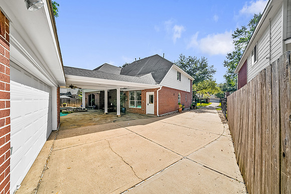 13411 General Gresham Ln-36