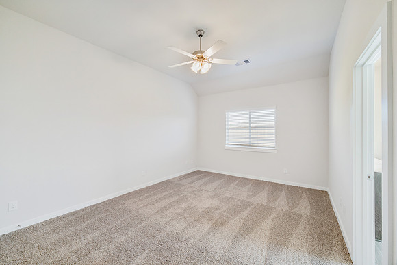 346 Shoreview-24