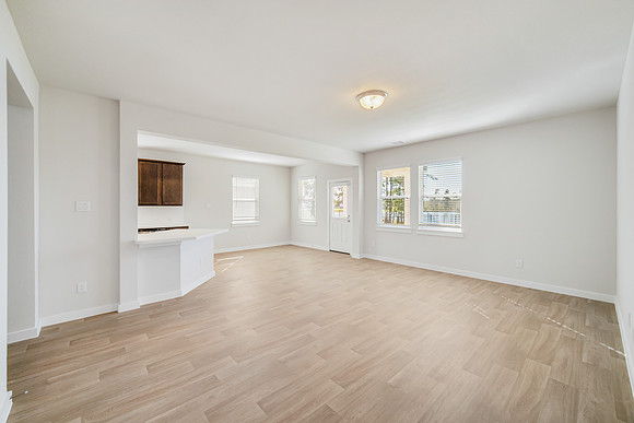 371 Shoreview-8