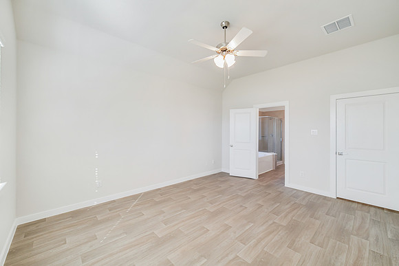 371 Shoreview-16