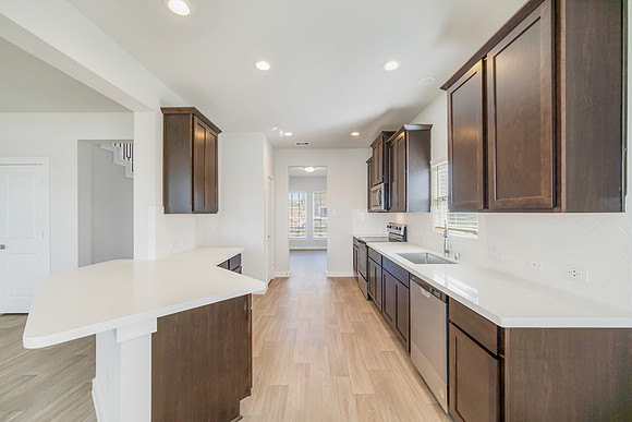 371 Shoreview-13
