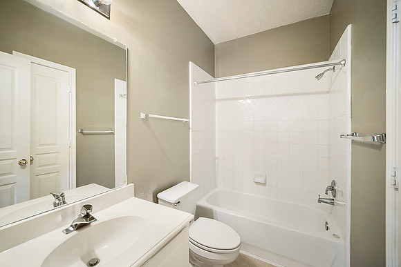 12015 Newport Shore Dr-29