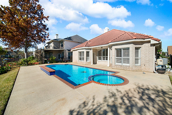 12015 Newport Shore Dr-52