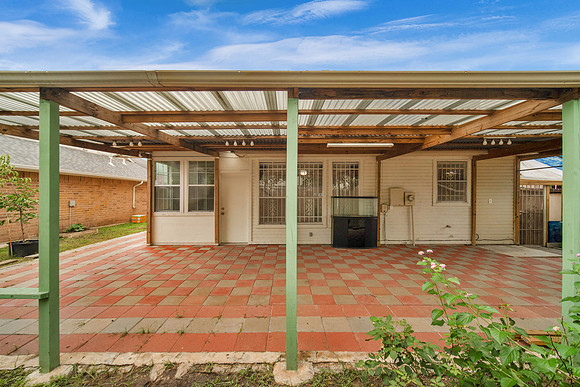 13535 San Martin Ln-94