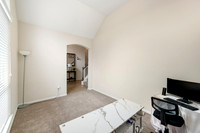 8110 Gray Jay Dr-7