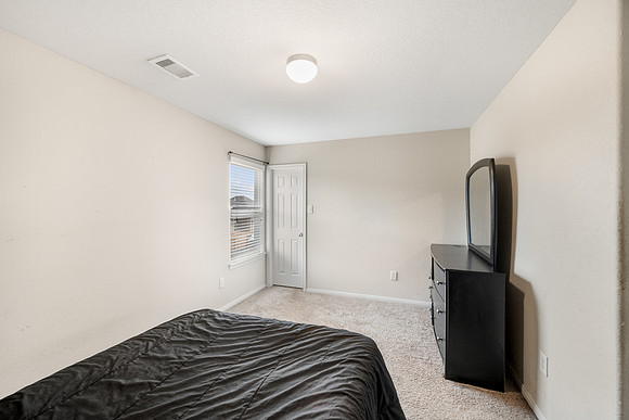 8110 Gray Jay Dr-31