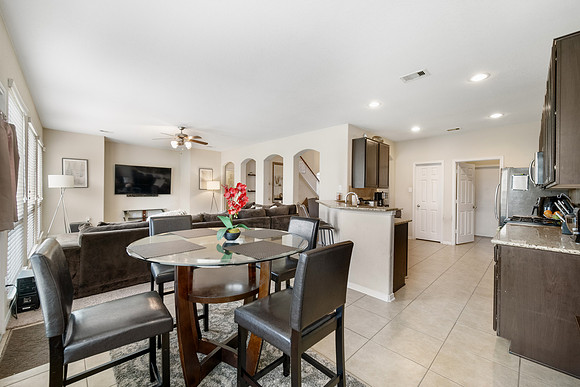 8110 Gray Jay Dr-15