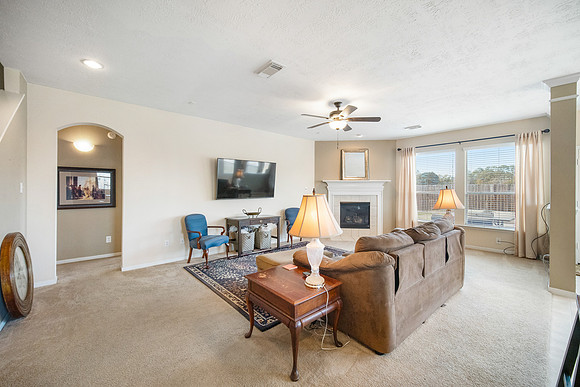 25006 Emporia Point Ct-12