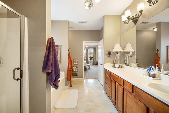 25006 Emporia Point Ct-25