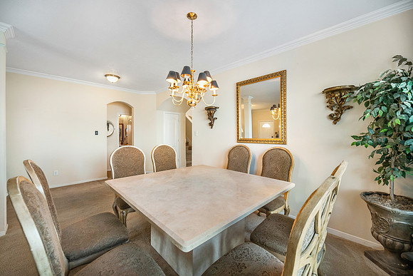 25006 Emporia Point Ct-9