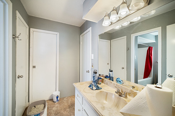 10411 Rippling Fields Dr-26