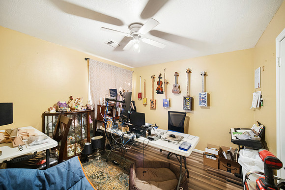 10411 Rippling Fields Dr-21