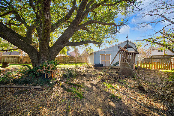 10411 Rippling Fields Dr-28