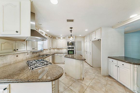 5411 Theall Rd-17