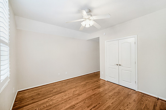 13910 Greenwood Manor Drive-32