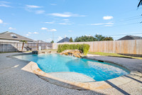 11302 Wooded Creek-8