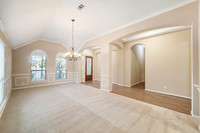 11302 Wooded Creek-20