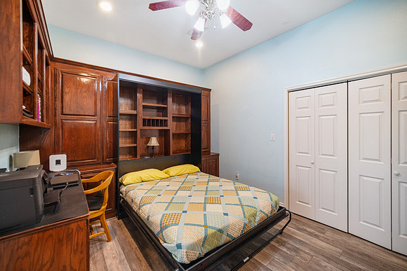 17383 Harbor Dr-100