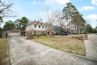 5802 Green Springs dr-3