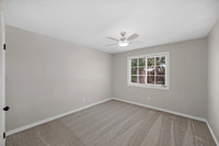 10306 Pear Oak Dr-10
