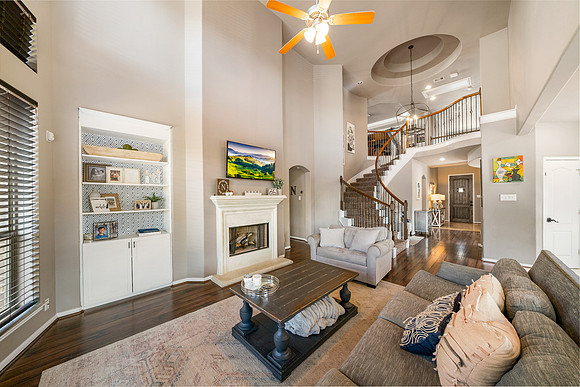 16607 Cactus Blossom Trail-11