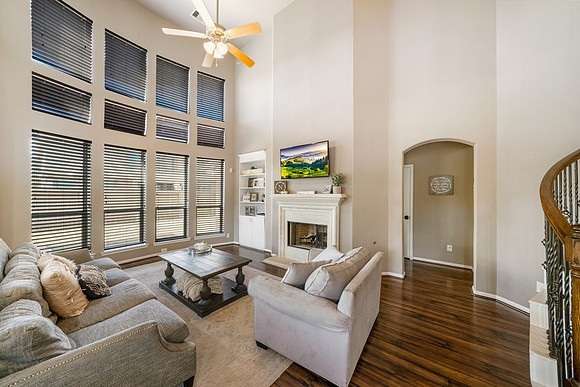 16607 Cactus Blossom Trail-10