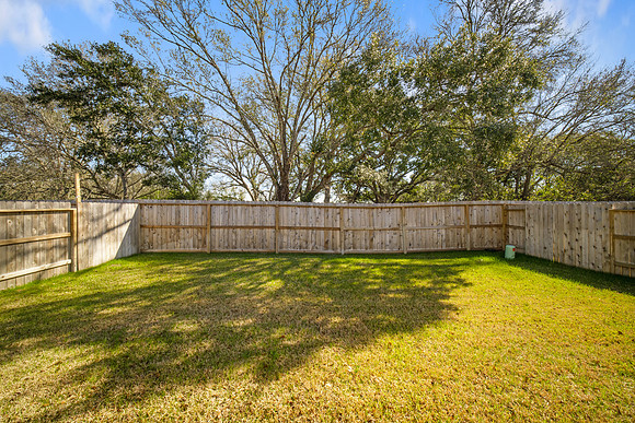 5011 Natchez-28