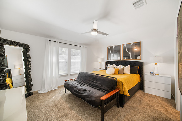5011 Natchez-23