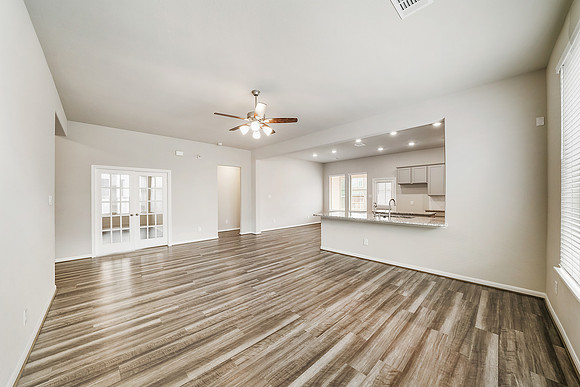 8614 Herring lane-17