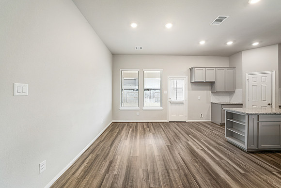 8614 Herring lane-18