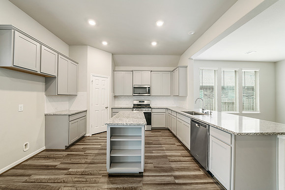 8614 Herring lane-20