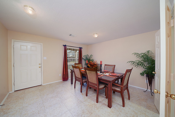 10406 Hurst Hill Ln-6