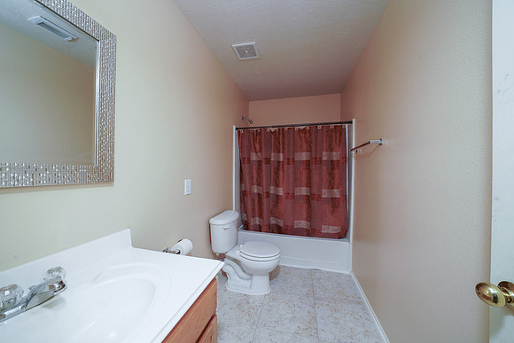 10406 Hurst Hill Ln-27