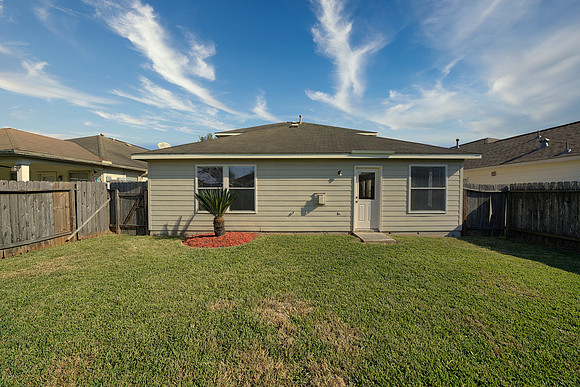 10406 Hurst Hill Ln-31