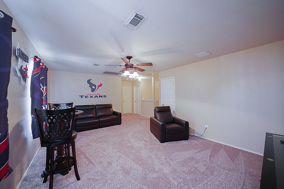 10406 Hurst Hill Ln-24