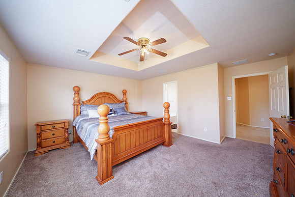 10406 Hurst Hill Ln-17