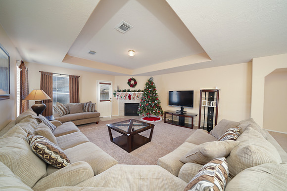 10406 Hurst Hill Ln-13