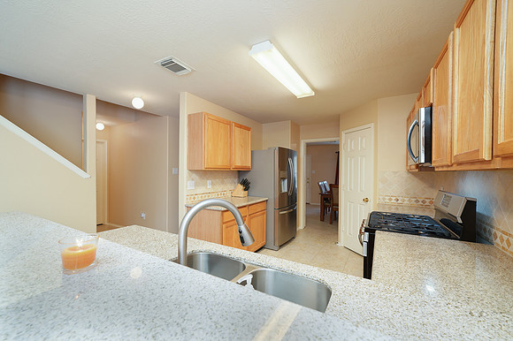 10406 Hurst Hill Ln-8