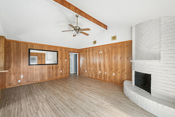 14422 Roundstone Ln-13