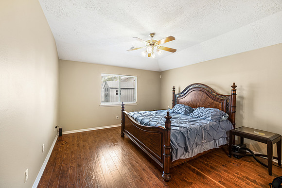 20518 Spring Aspen Lane-25